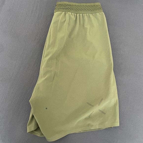 Ten Thousand session shorts 7inch (lined) - Picture 2 of 4